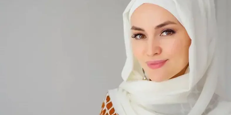 bridesmaid hijab
