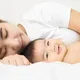 3 Posisi dan Tips agar Bisa Tidur Lebih Nyenyak Pasca Persalinan