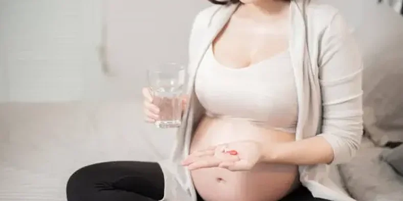 Ibu hamil minum vitamin B6