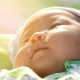 Waktu Yang Tepat Untuk Menjemur Bayi, Sebelum atau Sesudah Jam 10 Pagi?